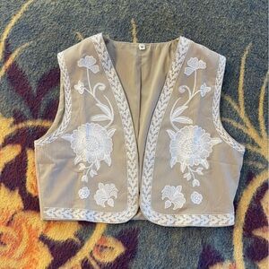 Tan and white vest size m